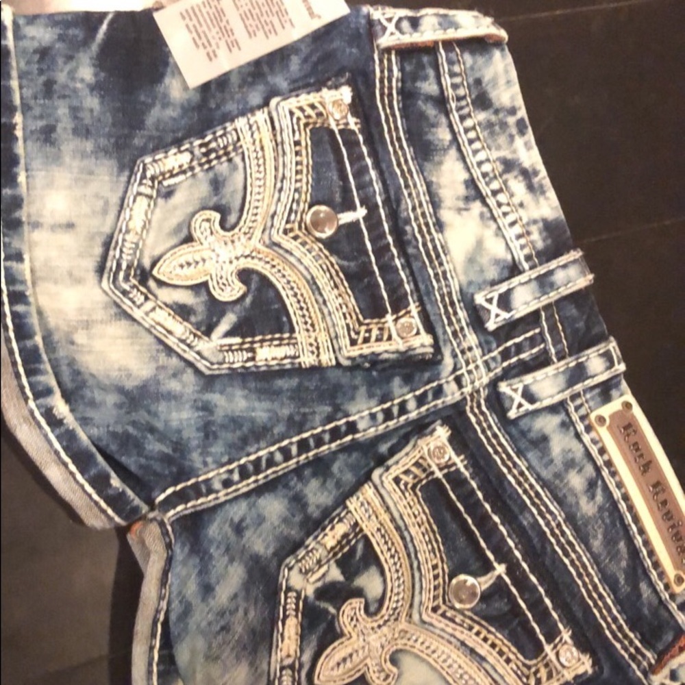 NWT rock revival shorts